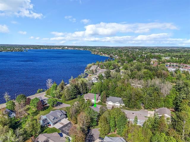 Property Photo:  118 Davidsen Shores Drive  MI 49601 