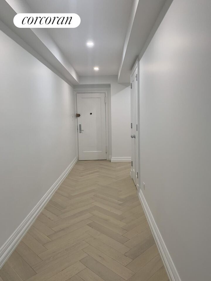 Property Photo:  167 E 82nd Street 6B  NY 10028 