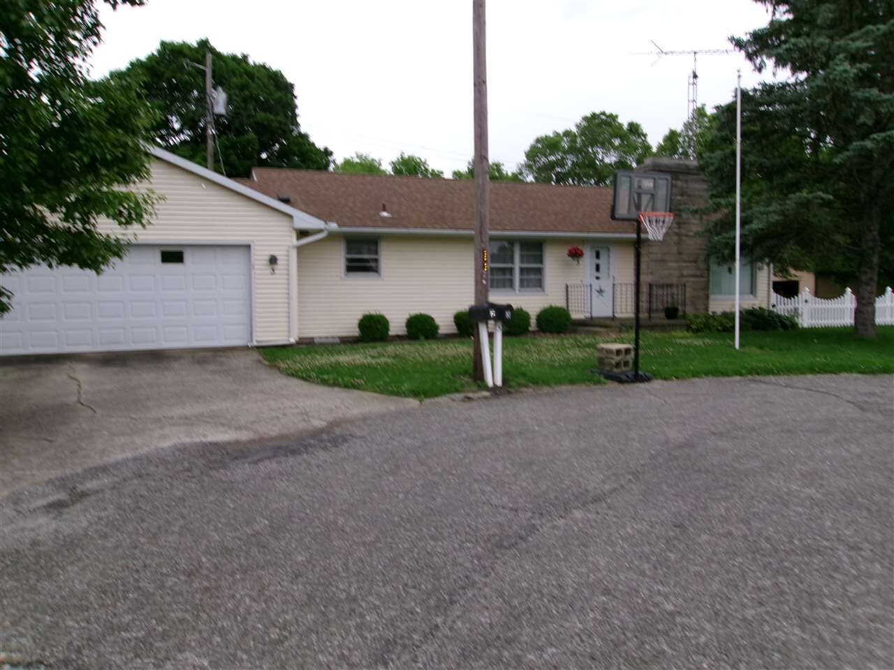 Property Photo:  3 Circle Drive  IN 47341 
