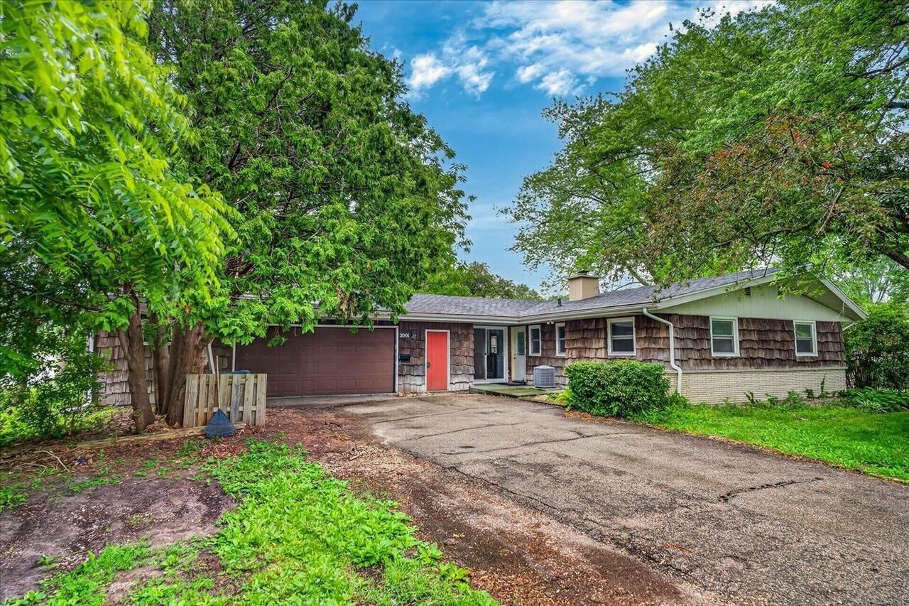 Property Photo:  2001 Rae Lane  WI 53711 