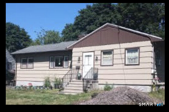 Property Photo:  1109 Elm Street  CT 06615 