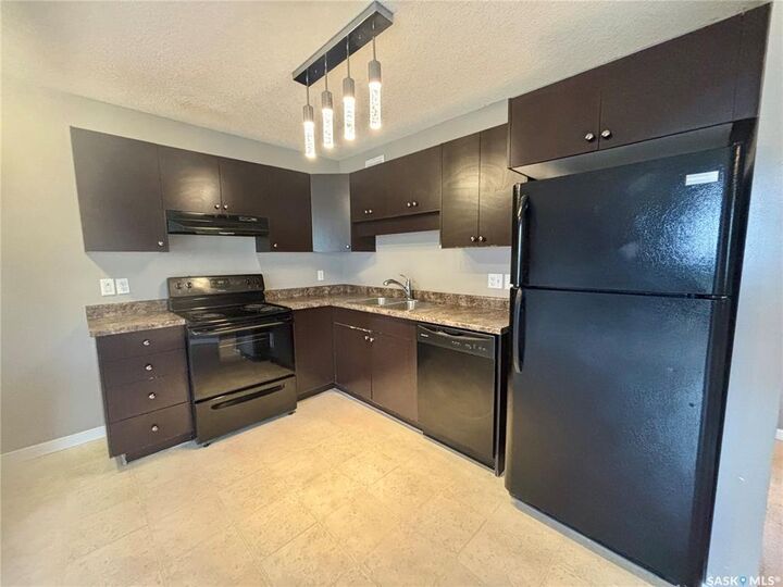 Property Photo: 5533 Blake Crescent 82 SK S4X 0J1