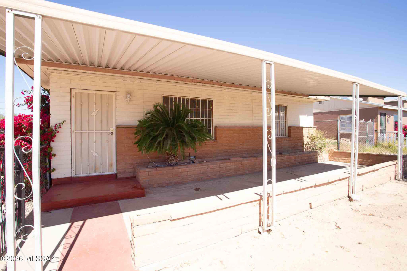 Property Photo: 427 E Linden Street AZ 85705