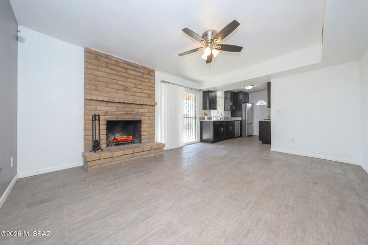 Property Photo: 2327 E Honeysuckle Street AZ 85706