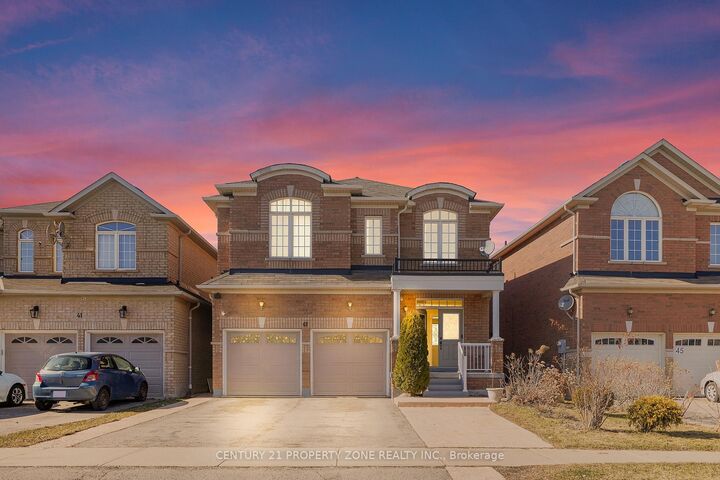 43 Alice Springs Crescent — photo 1