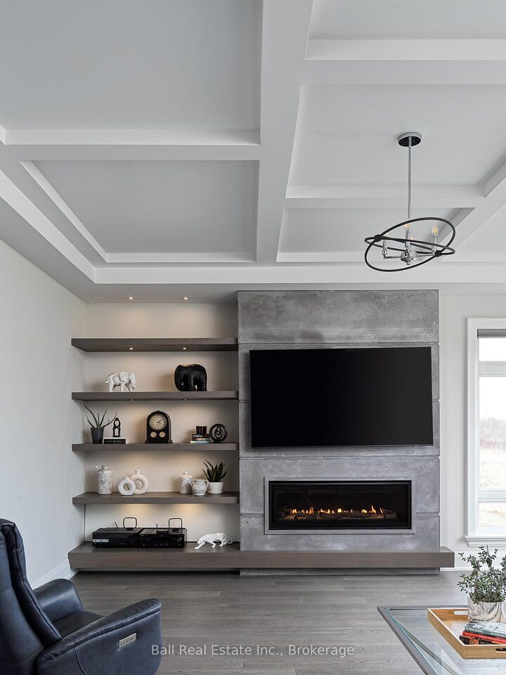 Property Photo: 43 Hemlock Crescent ON K0M 1A0