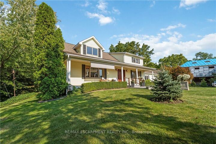 493 Ridge Road E — photo 1