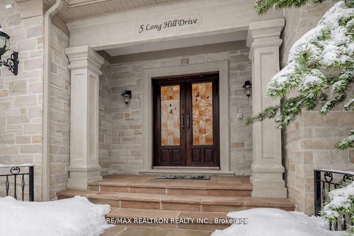 5 Long Hill Drive — photo 1