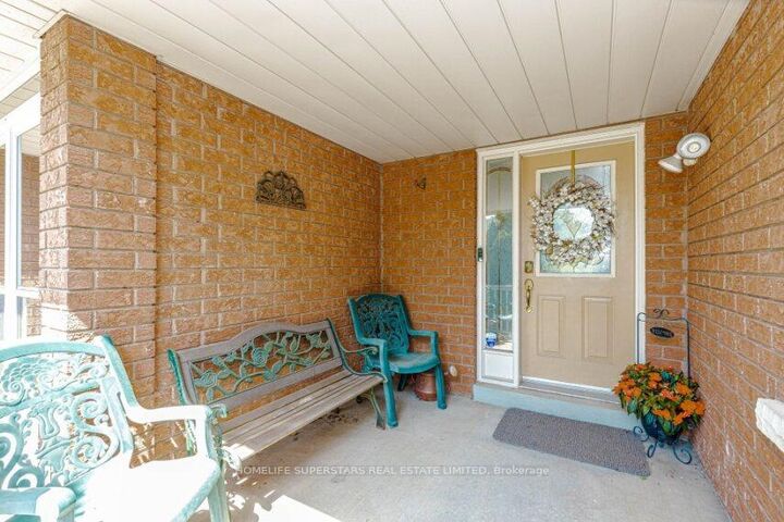 Property Photo: 50 Culture Crescent ON L6X 4X8