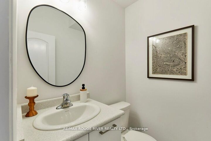 6 Seagrave Lane — photo 1