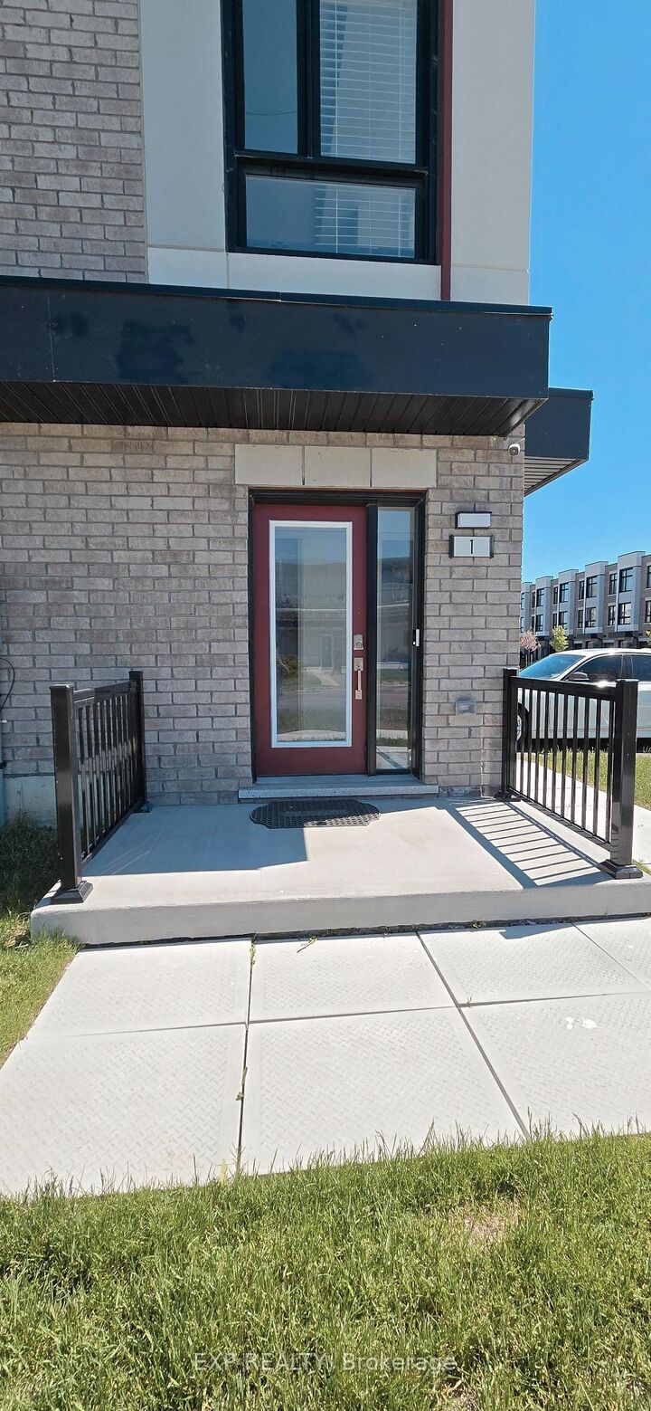 Property Photo:  1 Pegler Street  ON L1S 7M3 