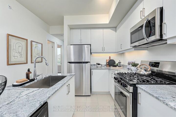Property Photo: 17 Spooner Crescent S 107 ON L9Y 1T3
