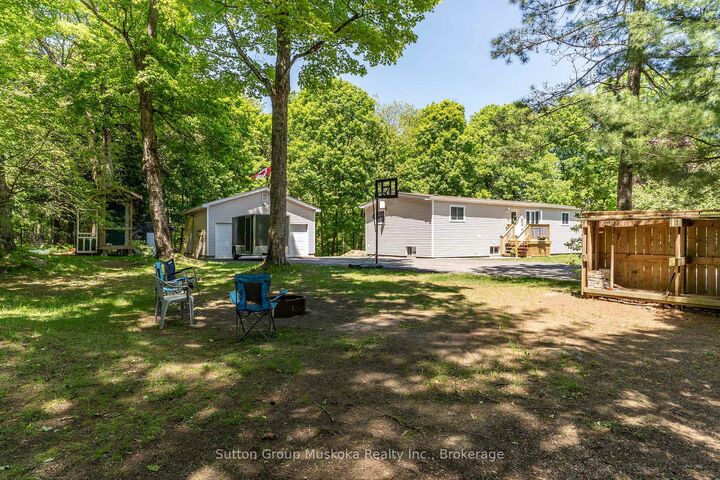 Property Photo: 1467 North Mary Lake Road ON P1H 2J3