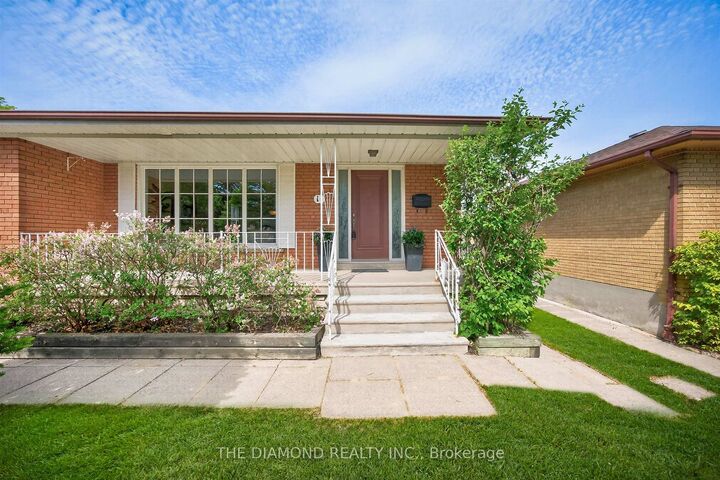 Property Photo: 11 Swordbill Drive ON M9A 4V3