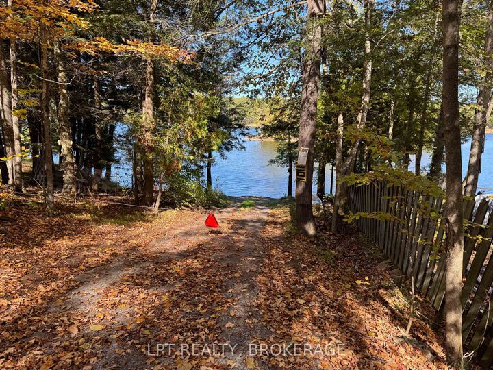 500 Yvon Lane — photo 1