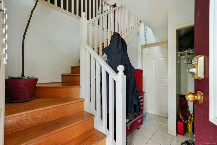 Property Photo: 877 Admirals Rd BC V9A 2P1