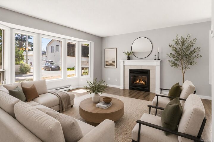 Property Photo: 960 Dunford Ave BC V9B 2S3