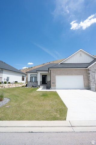 Property Photo: 4434 N La Ringhierra Dr E UT 84048