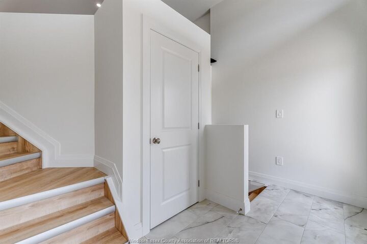 Property Photo: 26 Hawthorne Crescent ON N0P 2L0
