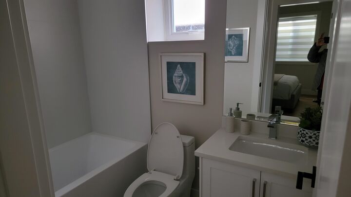 Property Photo:  16773 20 Avenue Bsmt  BC V3Z 9M9 
