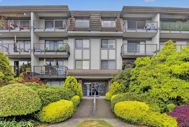 Property Photo: 236 W 2nd Street 105 BC V7M 1C6