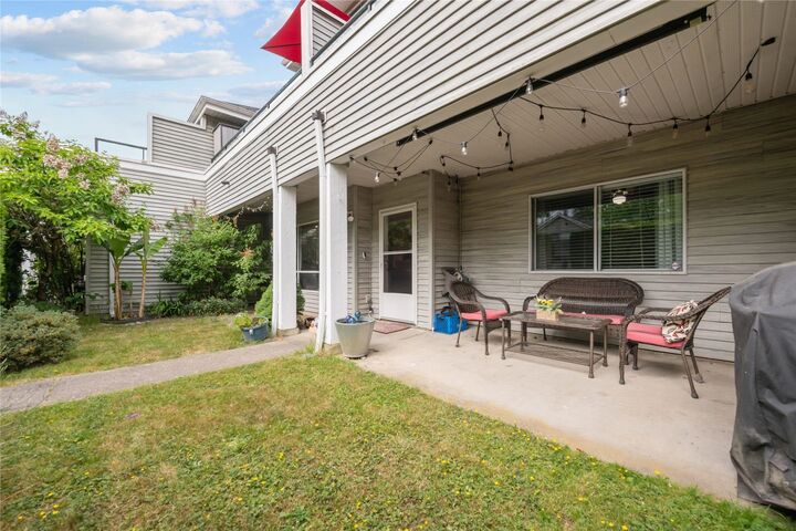 Property Photo:  13660 84 Avenue 3  BC V3W 0T6 