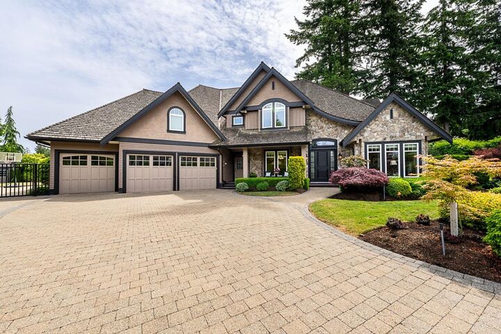 Property Photo: 13385 23 Avenue BC V4A 9S9