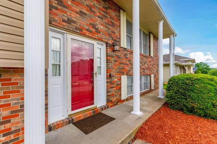 Property Photo: 1722 Beacon St MO 65265