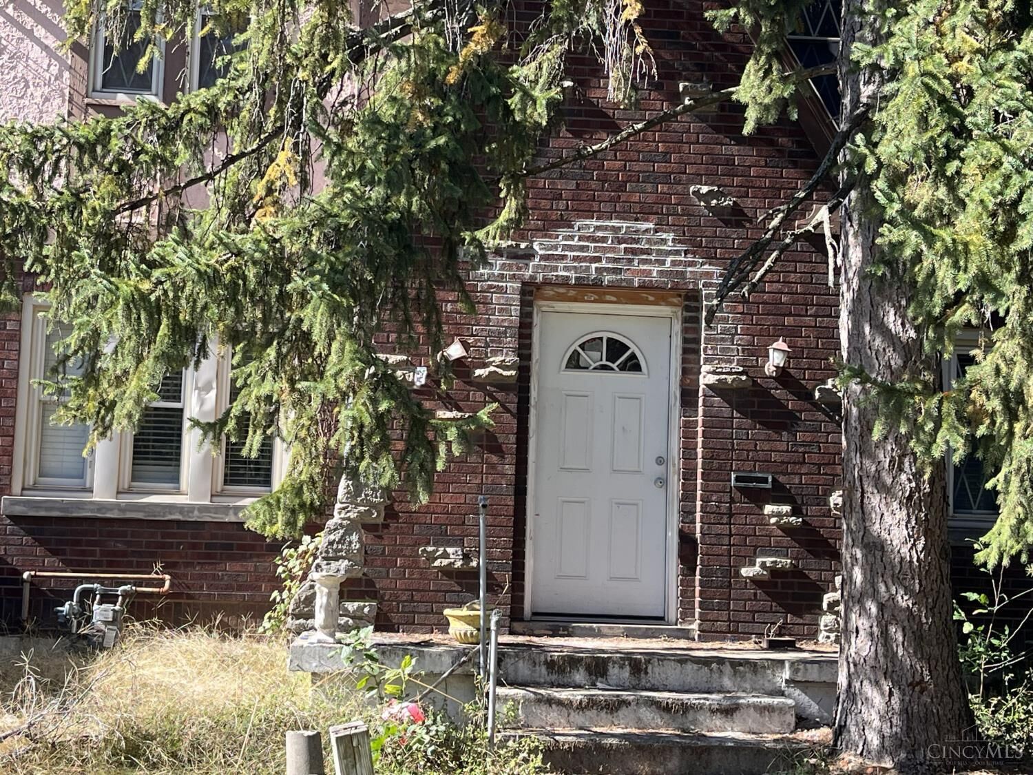 Property Photo: 4905 Corinth Avenue OH 45237