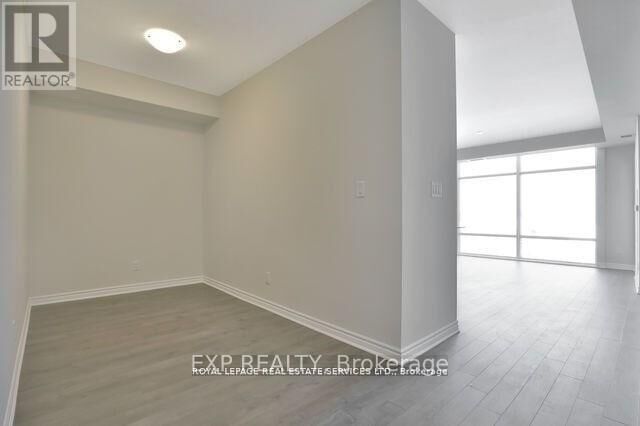 Property Photo: 150 Oak Park Boulevard 414 ON L6H 0E7