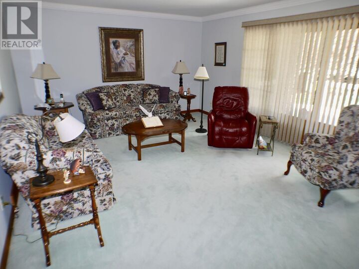 Property Photo:  259 Memorial Ave  ON P8N 2M9 