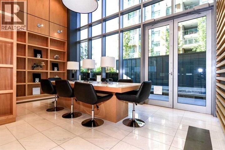 Property Photo: 5728 Berton Avenue Ph7 BC V6S 0E5