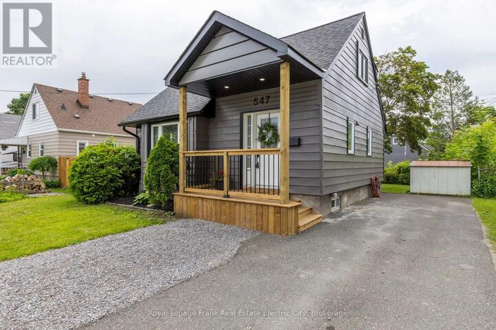 Property Photo:  547 Rose Avenue  ON K9J 4E6 
