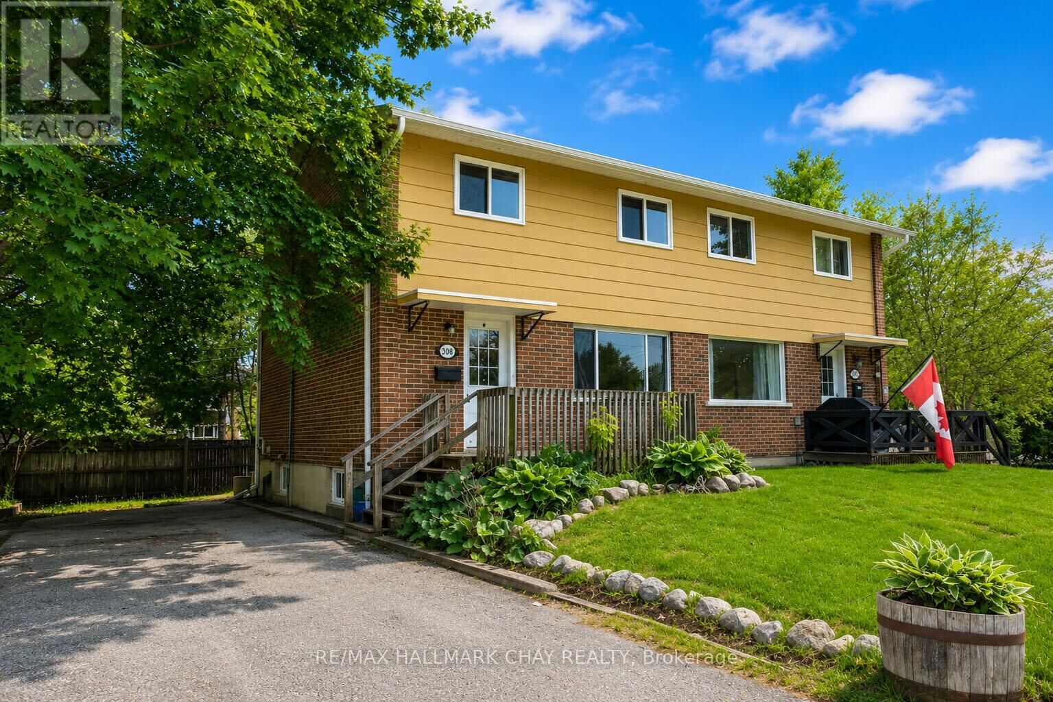 Property Photo:  308 Hilda Street  ON L3V 1J3 