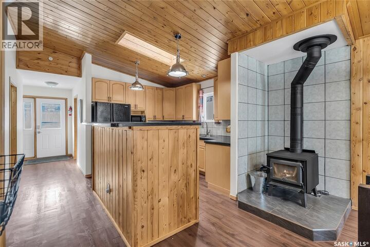 Property Photo:  108 Iroquois Drive  SK S0J 2G0 