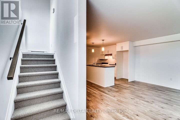 Property Photo:  63 Carpe Street B  ON K0A 1M0 