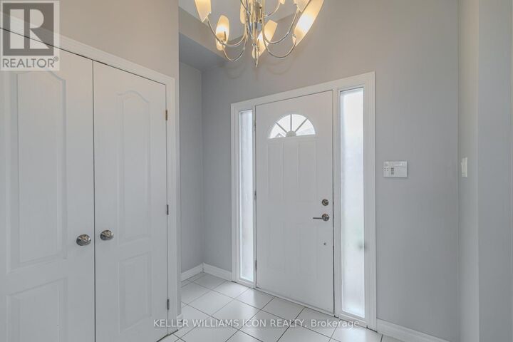 Property Photo: 905 Whiteford Way ON K2M 0C9