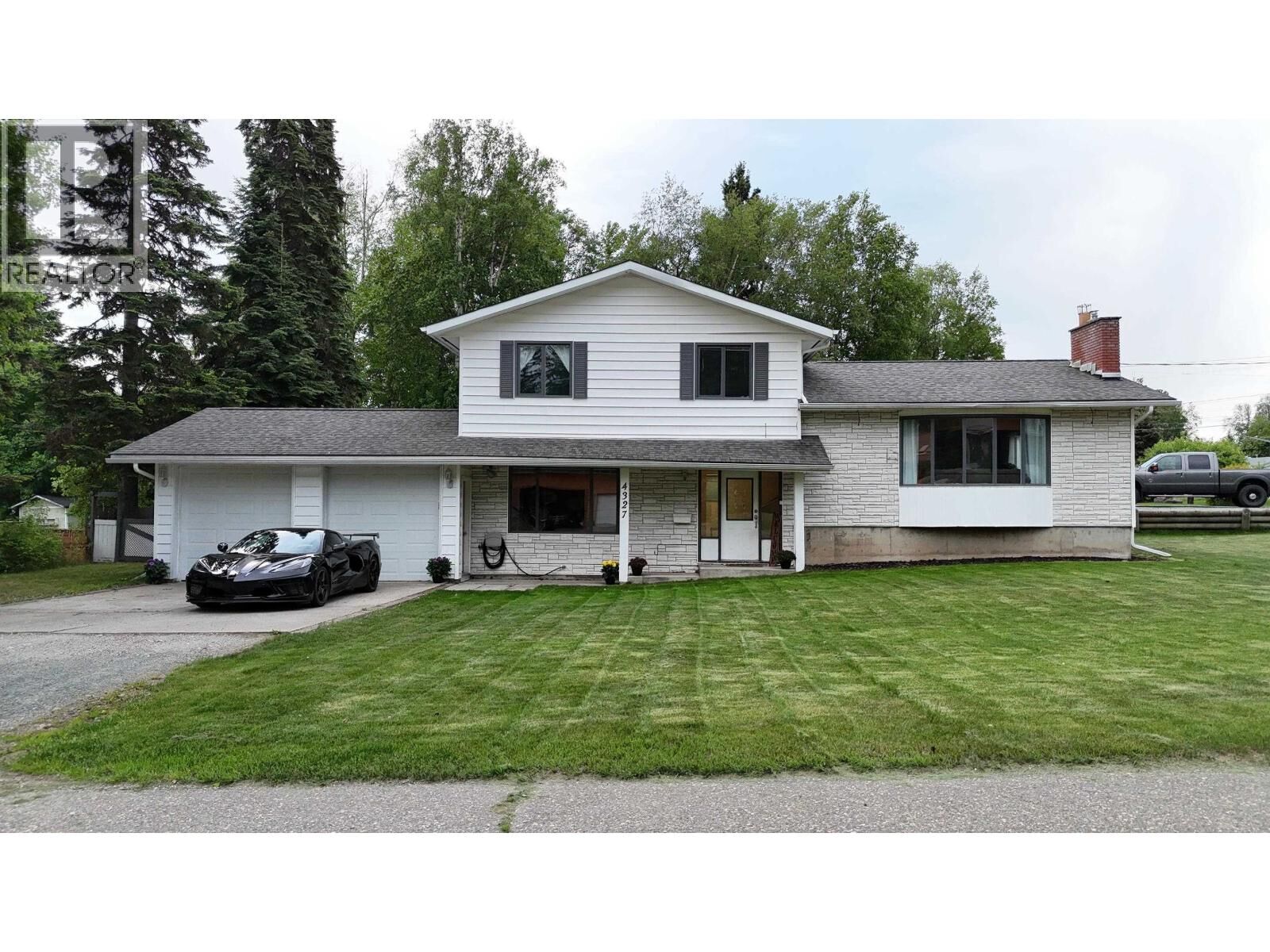Property Photo:  4327 Montgomery Crescent  BC V2K 2E4 