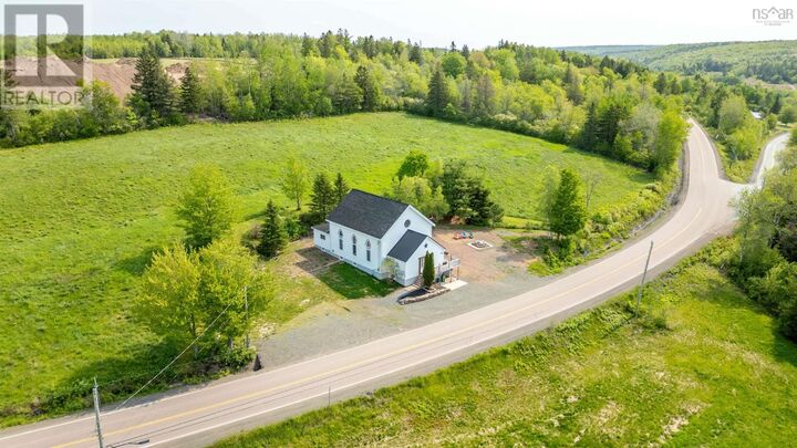 Property Photo:  Highway 2 10563  NS B0M 1W0 