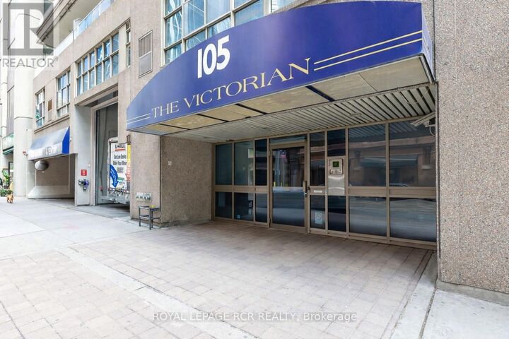 Property Photo:  105 Victoria Street 804  ON M5C 3B4 