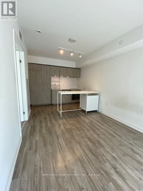 Property Photo:  77 Shuter Street 603  ON M5B 0B8 