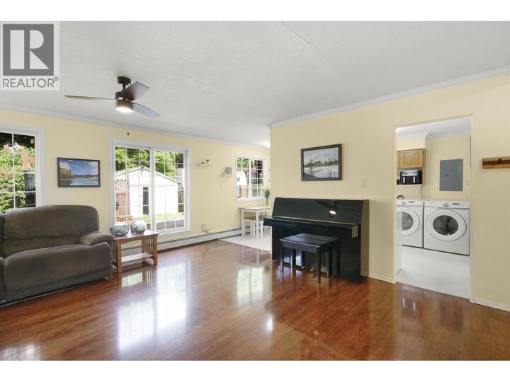 Property Photo:  16 Capilano Street  BC V8C 1X8 