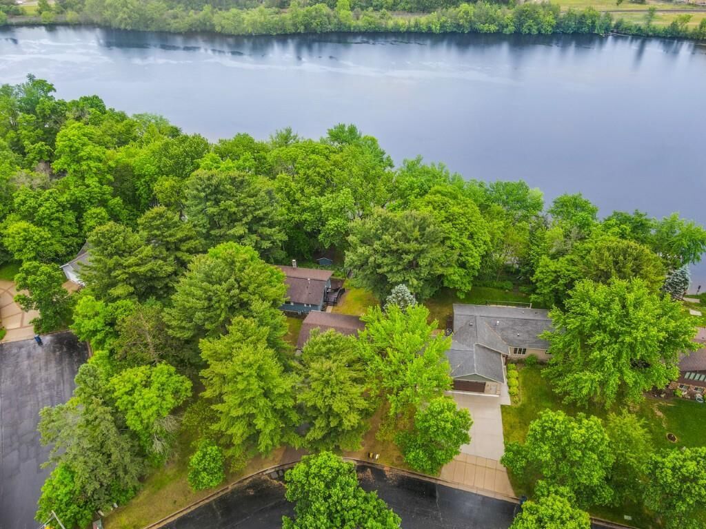 Property Photo:  627 Broken Arrow Road  WI 54401 