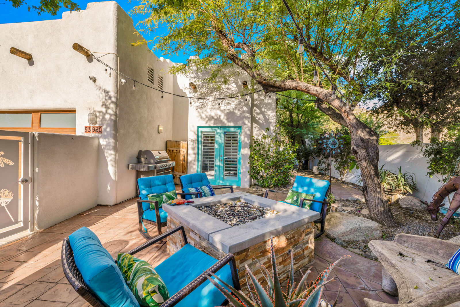Property Photo:  53980 Avenida Mendoza  CA 92253 