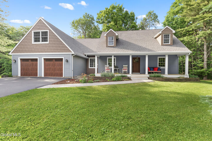 Property Photo: 12 Lea Drive NY 12053