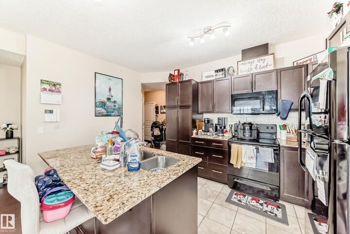 Property Photo: 6 Augustine Crescent 3403 AB T8H 0X8