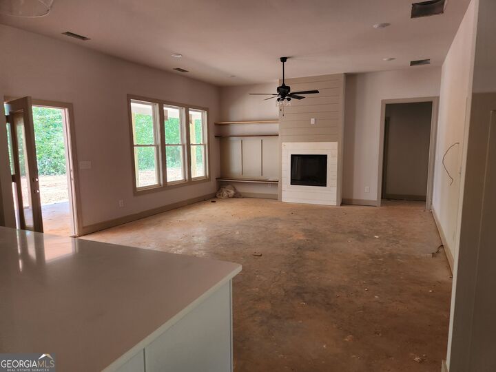Property Photo: 602 Dean Patrick GA 30248