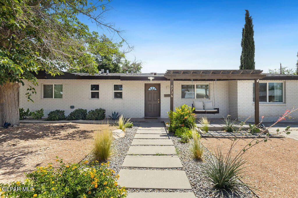 Property Photo: 2736 Hawick Road TX 79925