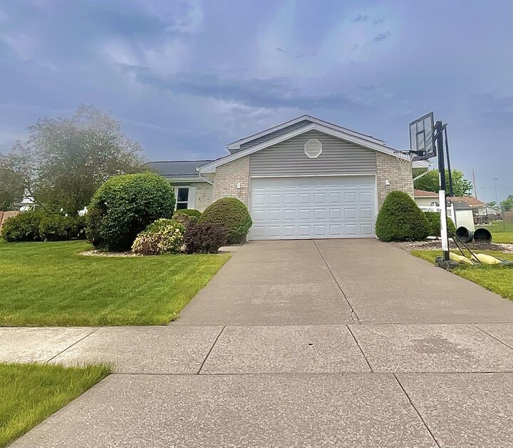 Property Photo:  10622 Manor Drive  IN 46373 