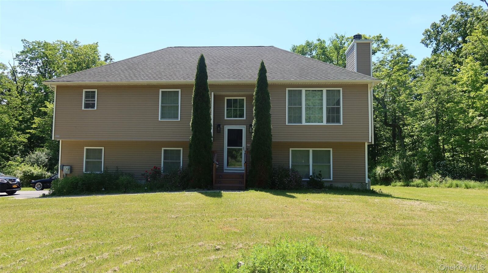 Property Photo: 2078 Route 6 NY 10940